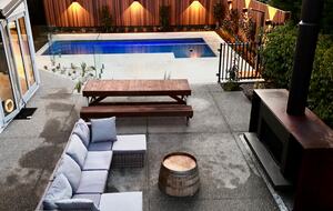 Architectural Retreat with Luxe Outdoor Oasis in Queenstown - Queenstown, New Zealand