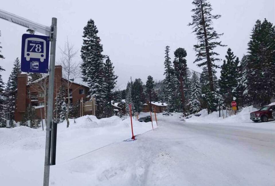 Warm & Inviting Mountain Retreat with Pool, Sauna, and Loft - Mammoth Lakes, California