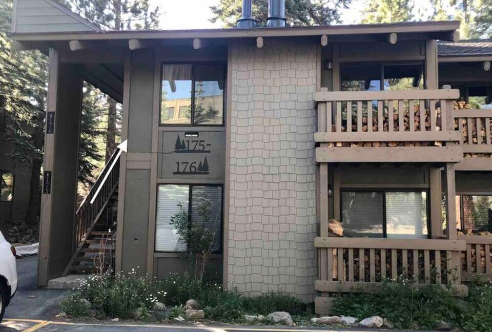 Warm & Inviting Mountain Retreat with Pool, Sauna, and Loft - Mammoth Lakes, California