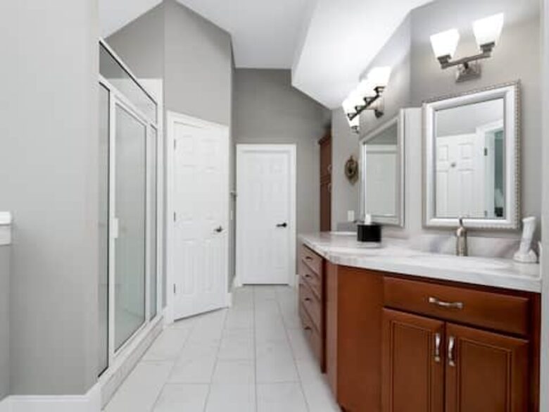 Panoramic Lake Wylie Escape with Private Pool & Dock - Rock Hill, South Carolina