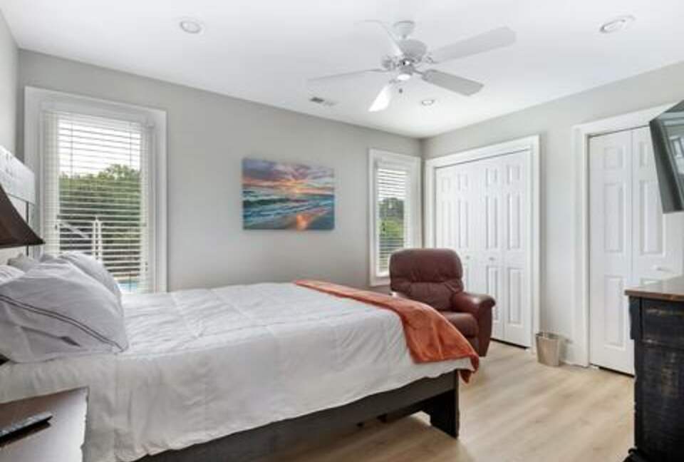 Panoramic Lake Wylie Escape with Private Pool & Dock - Rock Hill, South Carolina