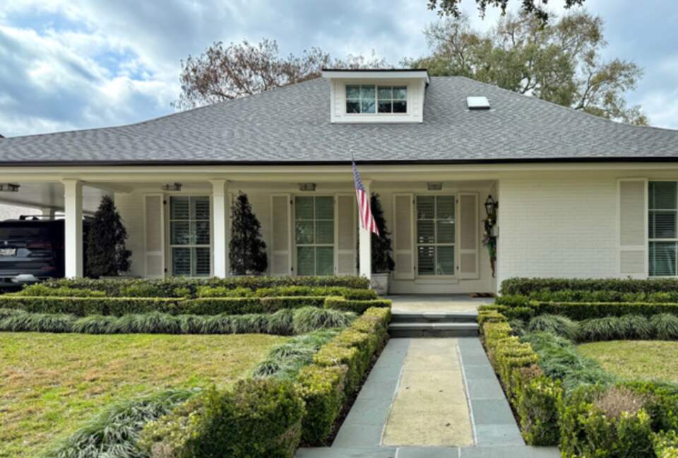 Bayou Sophistication Minutes from the French Quarter - New Orleans, Louisiana