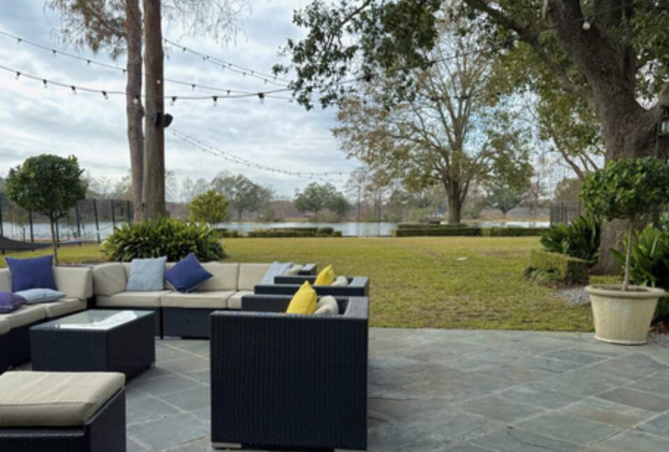 Bayou Sophistication Minutes from the French Quarter - New Orleans, Louisiana