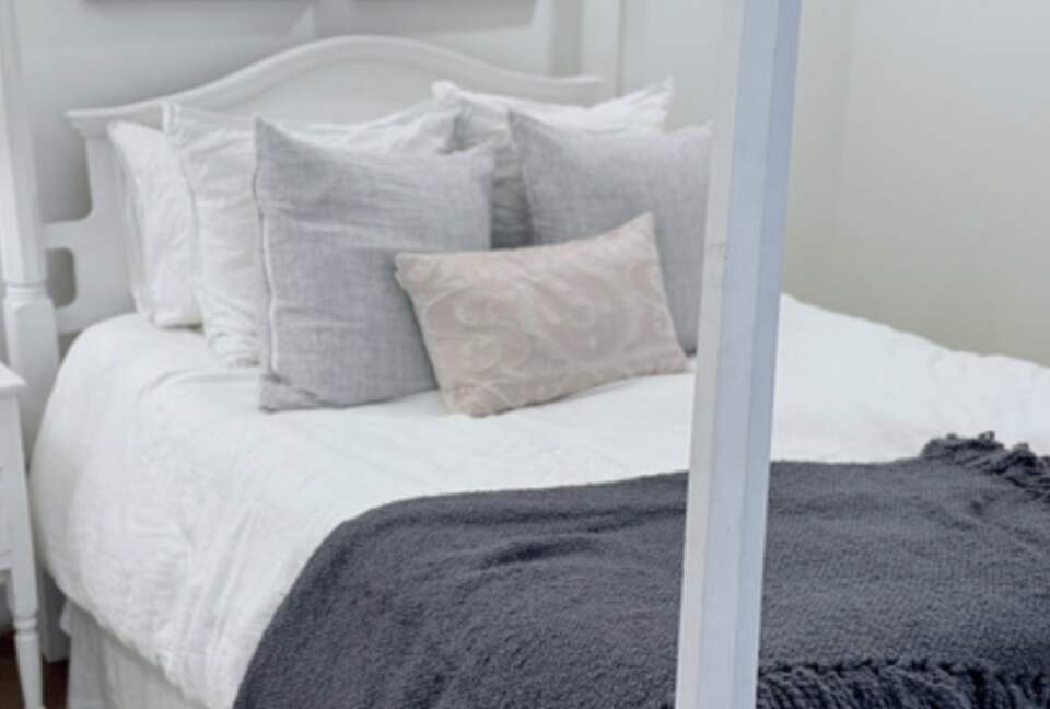 Bayou Sophistication Minutes from the French Quarter - New Orleans, Louisiana