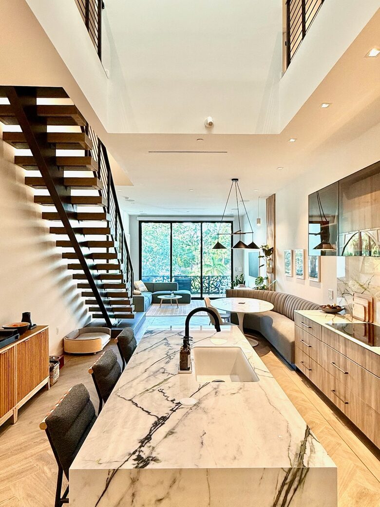 Luxury Urban Retreat Steps from St. Pete’s Dining & Nightlife - St Petersburg, Florida