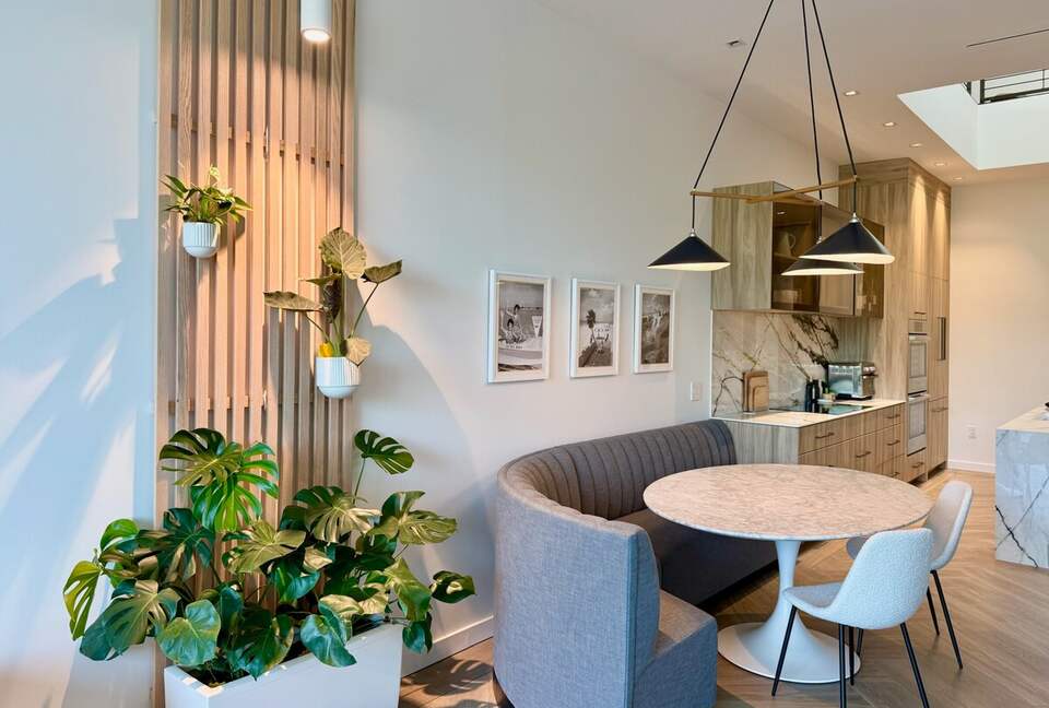 Luxury Urban Retreat Steps from St. Pete’s Dining & Nightlife - St Petersburg, Florida