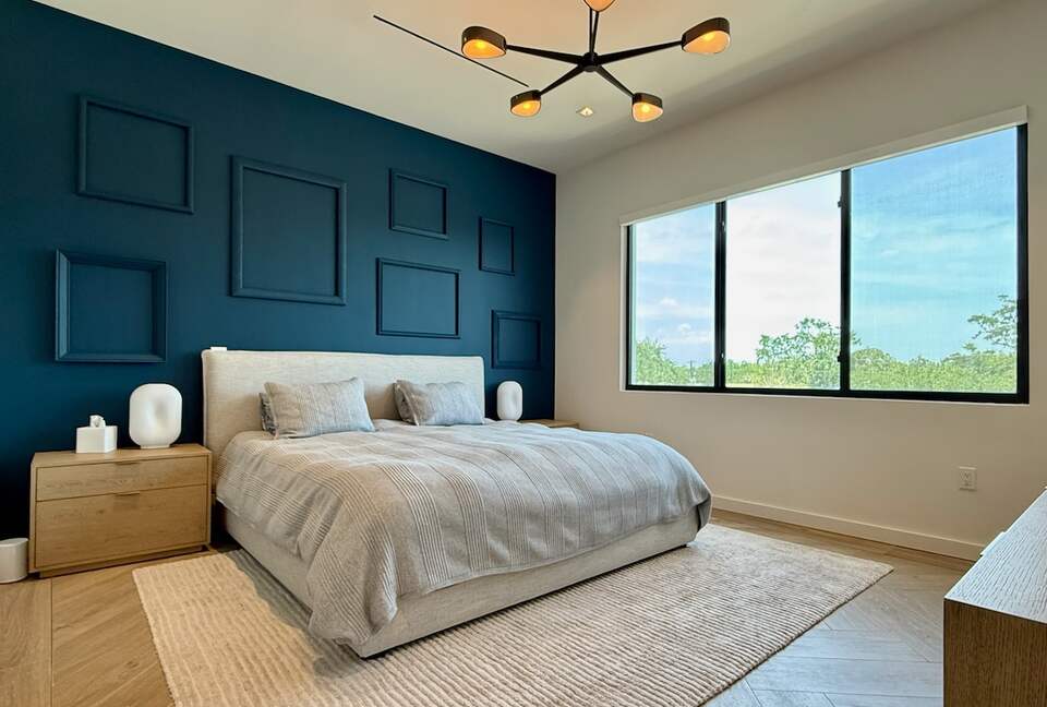 Luxury Urban Retreat Steps from St. Pete’s Dining & Nightlife - St Petersburg, Florida