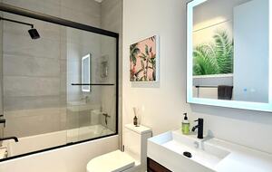 Luxury Urban Retreat Steps from St. Pete’s Dining & Nightlife - St Petersburg, Florida