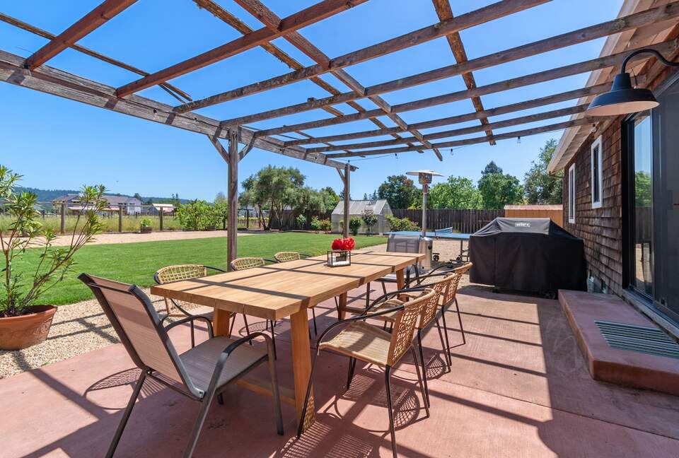 Vineyard Serenity in the Heart of St. Helena, Napa County - St. Helena, California