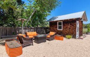 Vineyard Serenity in the Heart of St. Helena, Napa County - St. Helena, California