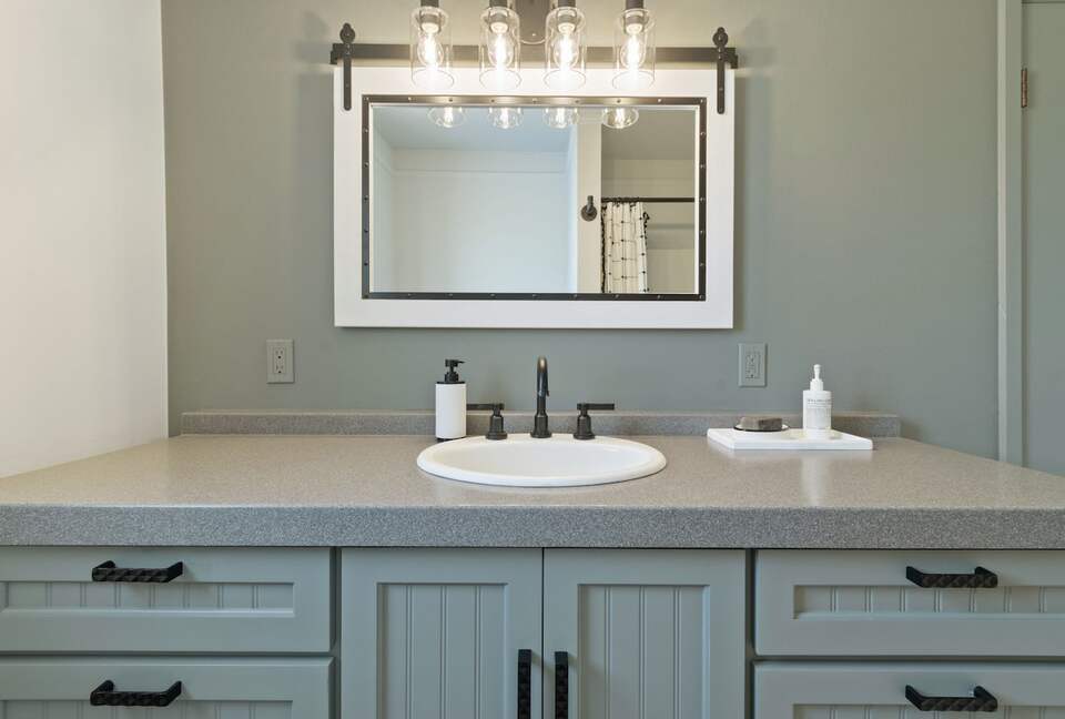 Vineyard Serenity in the Heart of St. Helena, Napa County - St. Helena, California