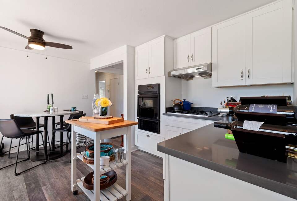 Vineyard Serenity in the Heart of St. Helena, Napa County - St. Helena, California