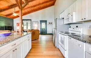 Charming Lakefront Escape with Private Dock & Hot Tub - Waverly, Tennessee