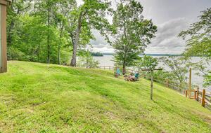 Charming Lakefront Escape with Private Dock & Hot Tub - Waverly, Tennessee