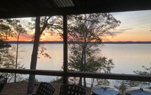 Charming Lakefront Escape with Private Dock & Hot Tub - Waverly, Tennessee