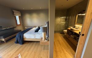 Sophisticated Mountain Retreat with Panoramic Pyrenees Views - Bolvir, Spain