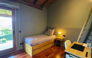 Sophisticated Mountain Retreat with Panoramic Pyrenees Views - Bolvir, Spain