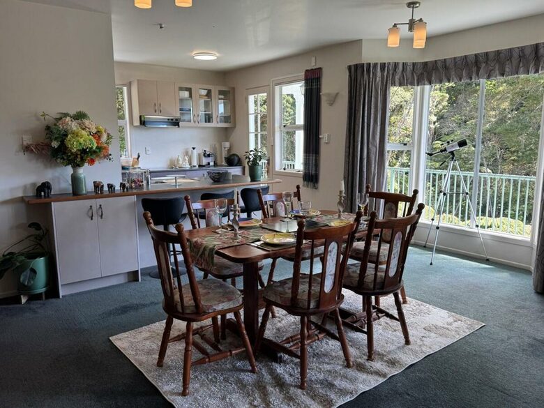 Garden Hideaway in the Heart of Paihia - Paihia, New Zealand