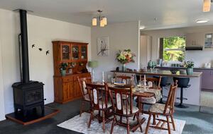 Garden Hideaway in the Heart of Paihia - Paihia, New Zealand