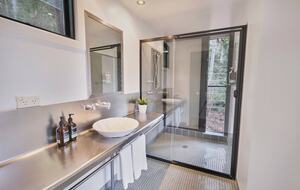 Border Ranges Retreat with Elevated Views - Smiths Creek, Australia