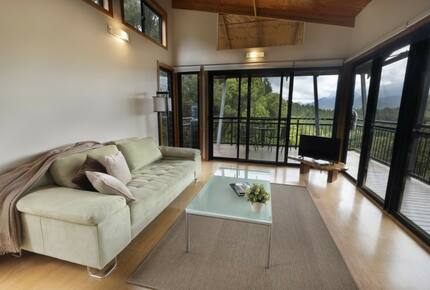 A Sanctuary Among the Slopes of Mt. Wollumbin - Smiths Creek, Australia