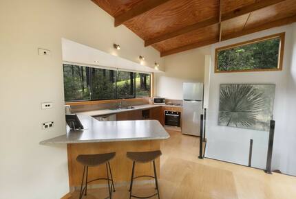 A Sanctuary Among the Slopes of Mt. Wollumbin - Smiths Creek, Australia