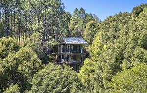 A Sanctuary Among the Slopes of Mt. Wollumbin - Smiths Creek, Australia