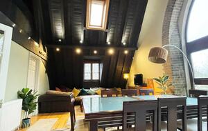 Sophisticated Two-Level Apartment in a Converted Church - Greater London, United Kingdom