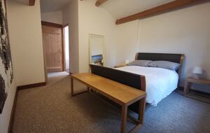 Elegant 18th-Century Restored Barn with Pool in Rural France - Verrieres, Champniers, France