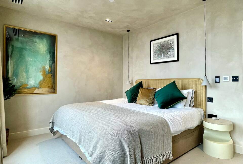 Elegant Fulham Penthouse with Panoramic London Views - London, United Kingdom