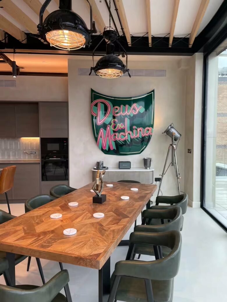 Elegant Fulham Penthouse with Panoramic London Views - London, United Kingdom