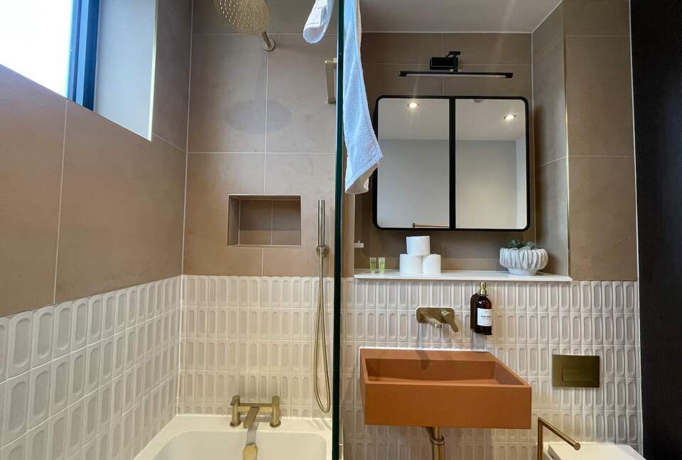 Elegant Fulham Penthouse with Panoramic London Views - London, United Kingdom