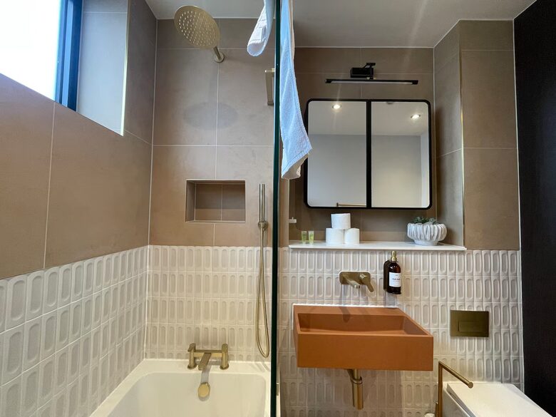 Elegant Fulham Penthouse with Panoramic London Views - London, United Kingdom