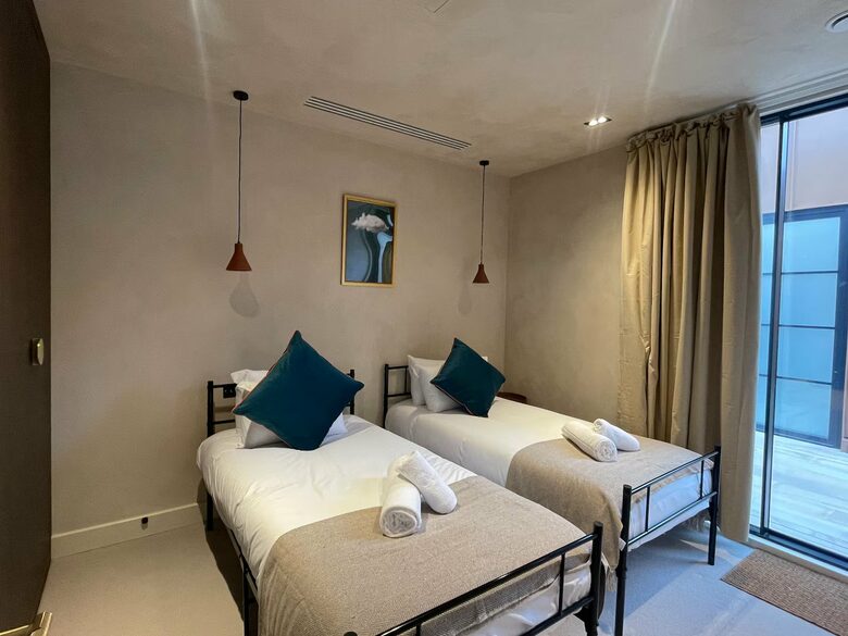 Elegant Fulham Penthouse with Panoramic London Views - London, United Kingdom