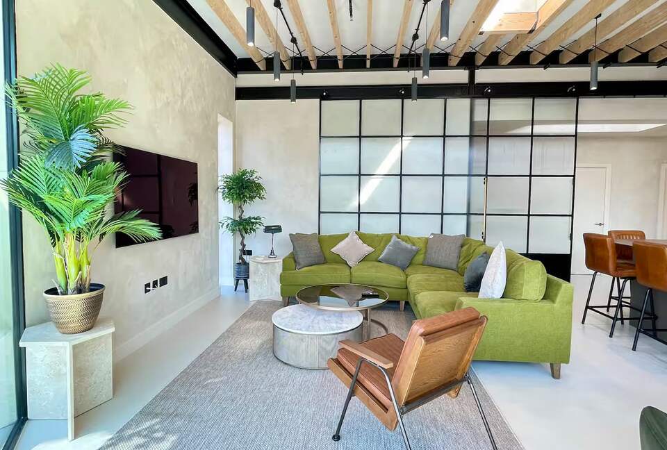 Elegant Fulham Penthouse with Panoramic London Views - London, United Kingdom