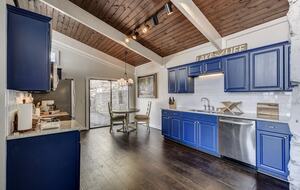 Stylish Lakeside Haven Near Nashville - Old Hickory, Tennessee