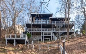 Stylish Lakeside Haven Near Nashville - Old Hickory, Tennessee