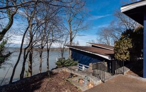 Stylish Lakeside Haven Near Nashville - Old Hickory, Tennessee