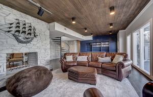 Stylish Lakeside Haven Near Nashville - Old Hickory, Tennessee