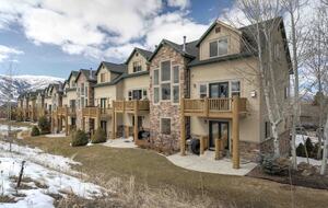 Cozy Mountain Escape 10 minutes from Powder Mountain Ski Resort! - Eden, Utah