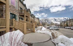 Cozy Mountain Escape 10 minutes from Powder Mountain Ski Resort! - Eden, Utah