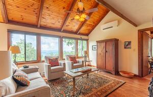 Three Ridges View Cabin - Wintergreen Resort, Virginia