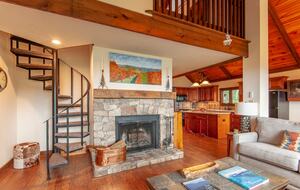 Three Ridges View Cabin - Wintergreen Resort, Virginia