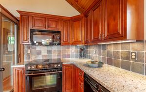 Three Ridges View Cabin - Wintergreen Resort, Virginia