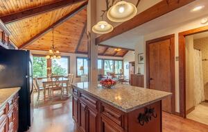 Three Ridges View Cabin - Wintergreen Resort, Virginia