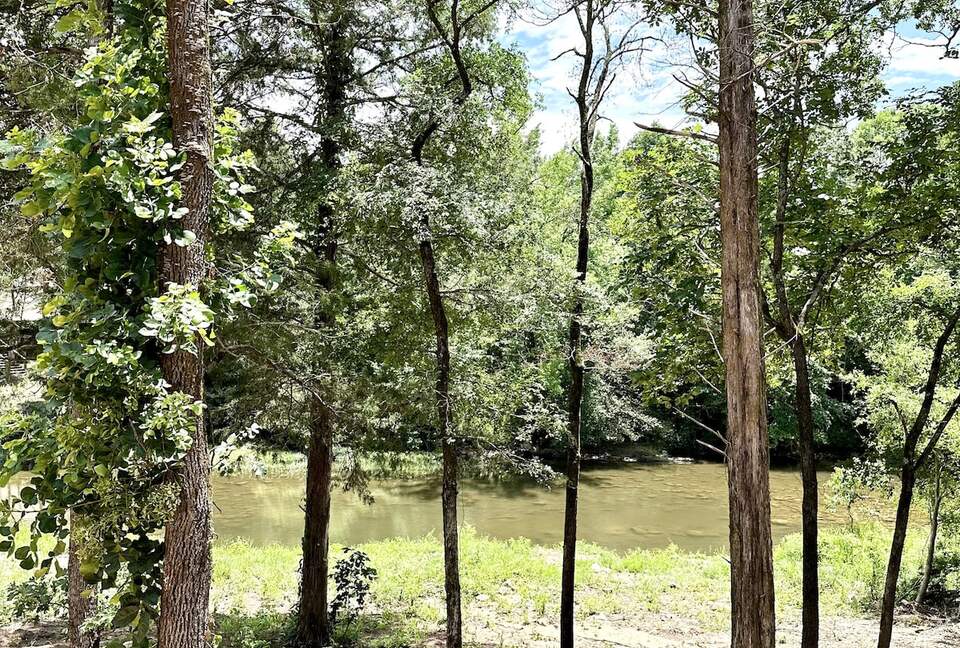 Kiamichi River Retreat | Nature, Privacy & Adventure Await - Le Flore County, Oklahoma