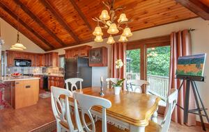 Three Ridges View Cabin - Wintergreen Resort, Virginia