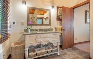 Three Ridges View Cabin - Wintergreen Resort, Virginia