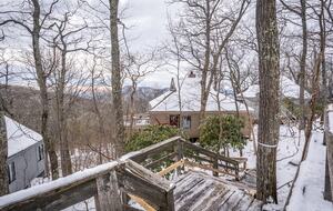 Three Ridges View Cabin - Wintergreen Resort, Virginia