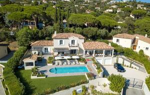 Luxury Mediterranean Villa Near Sainte-Maxime - Roquebrune-sur-Argens, France
